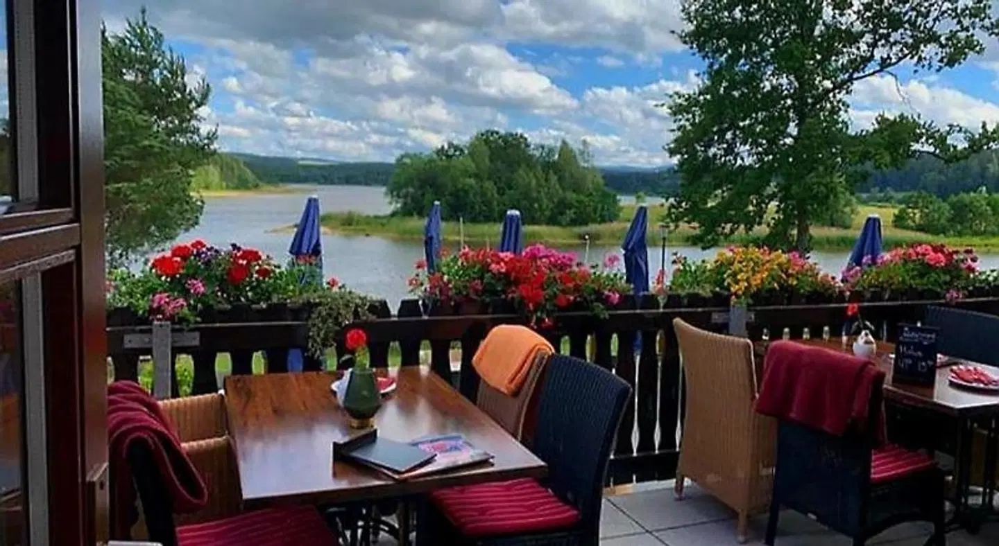 Riverdam Terrasse