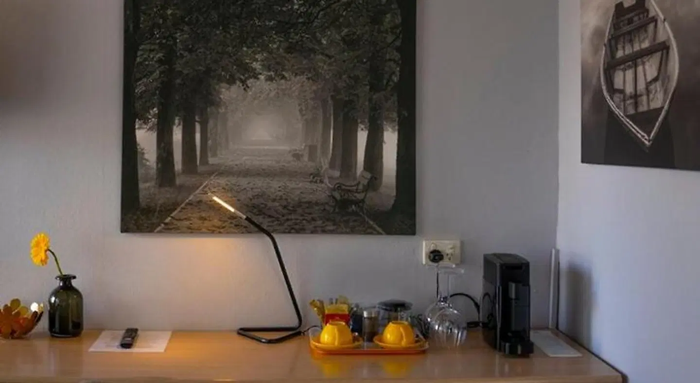 The Oriana, Orange ROOM_EXAMPLE