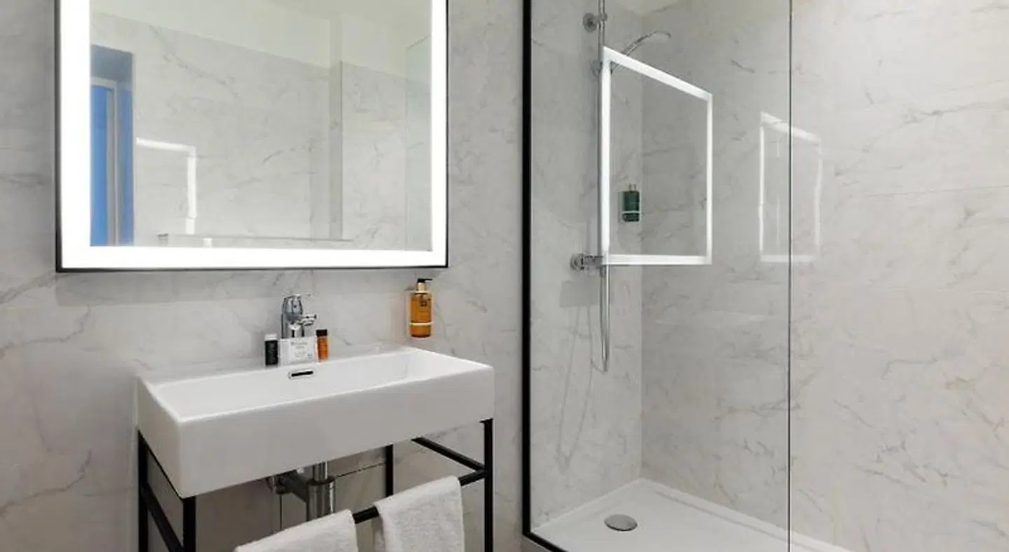 Best Western Hôtel d'Anjou Badezimmer