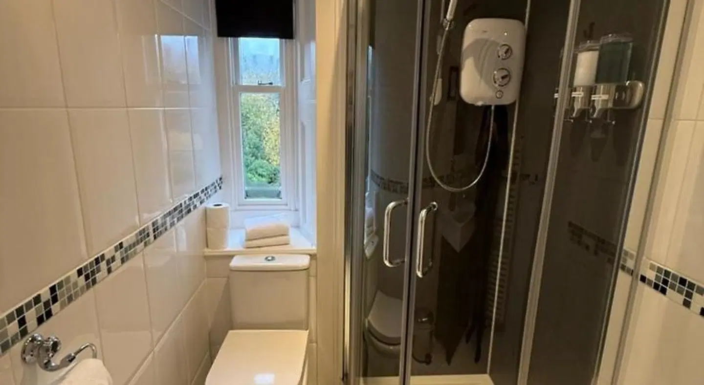 Craigatin House & Courtyard Badezimmer