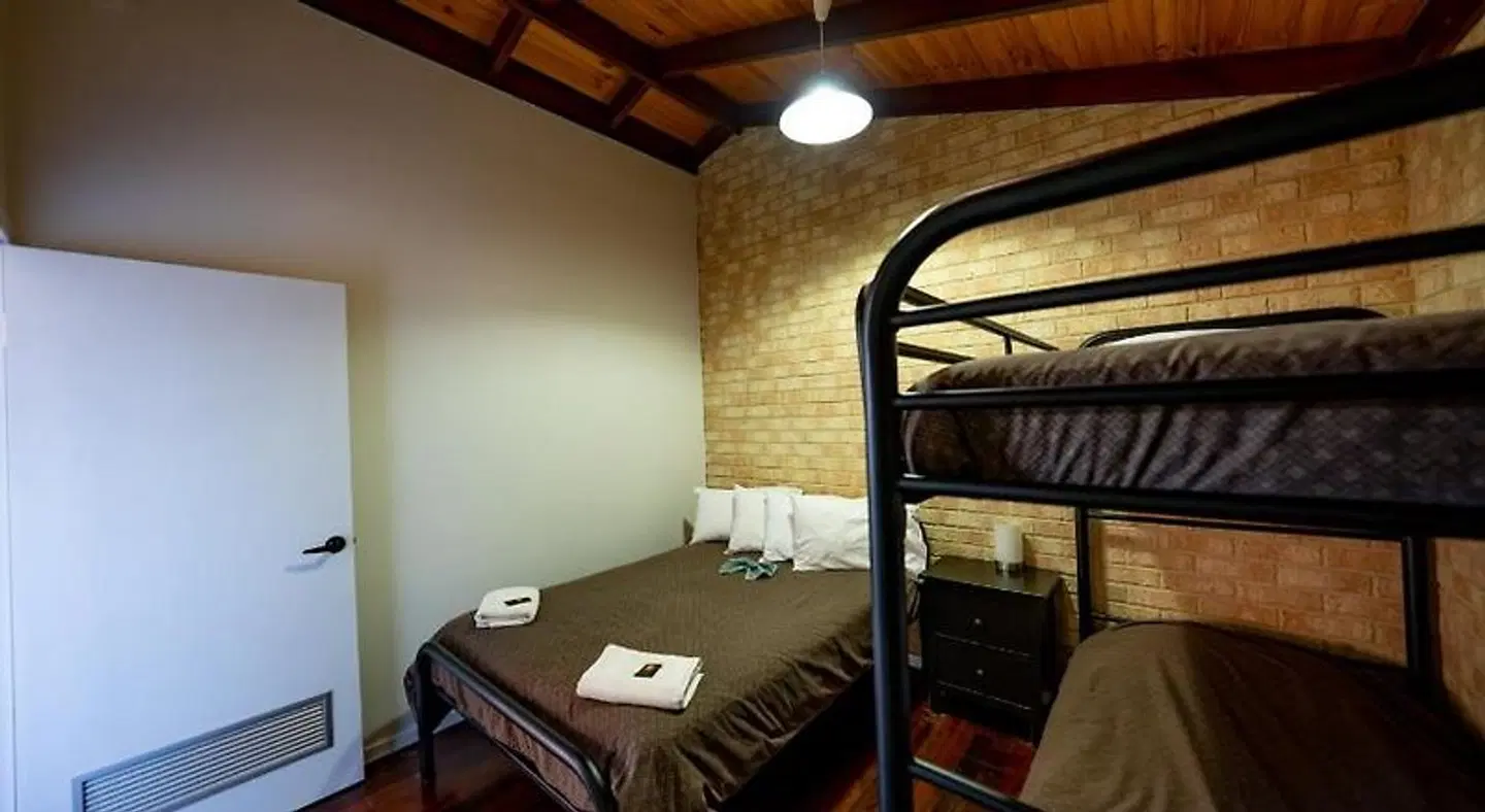 Yot Spot Apartments ROOM_EXAMPLE
