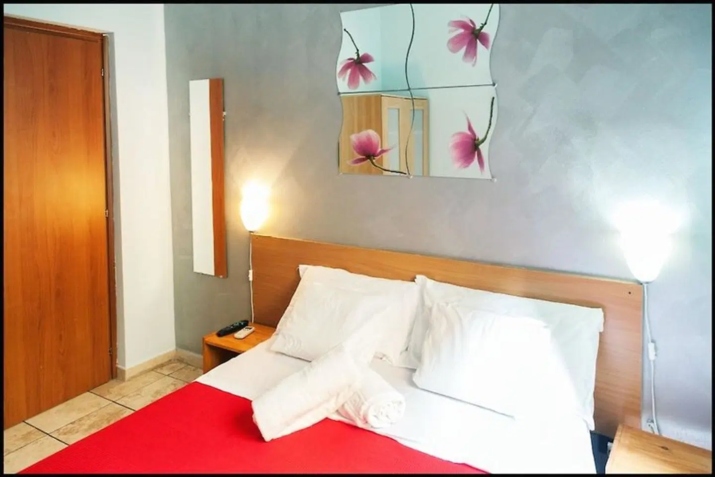 Roman Holidays Hostel ROOM_EXAMPLE