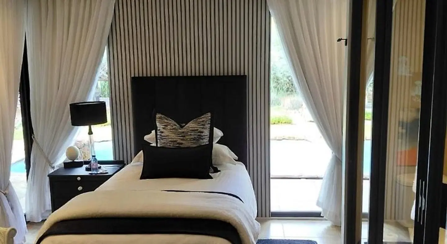 Kathuhari Guesthouse ROOM_EXAMPLE