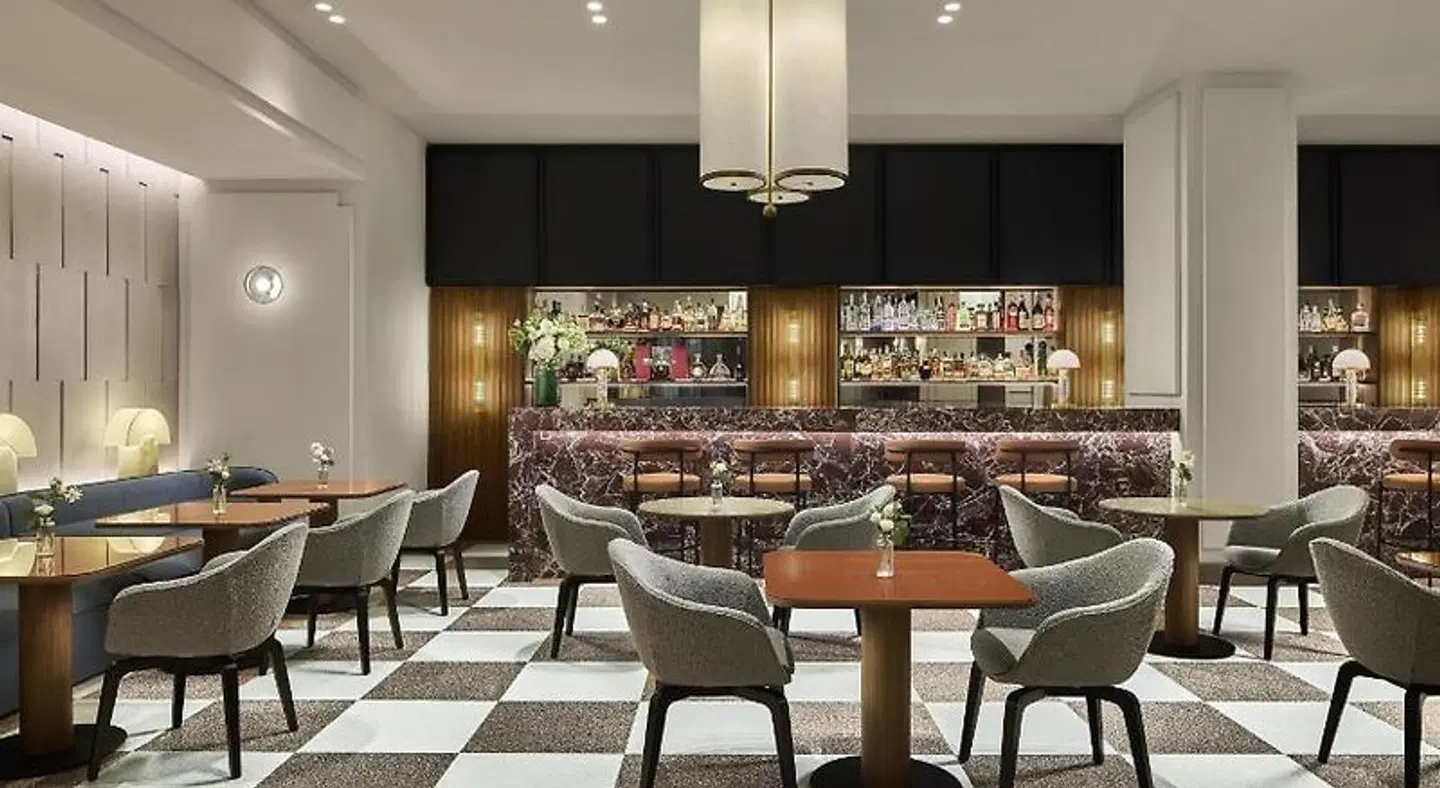 NH Collection Milano President Bar