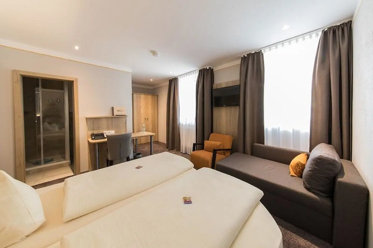 Bauer ROOM_EXAMPLE