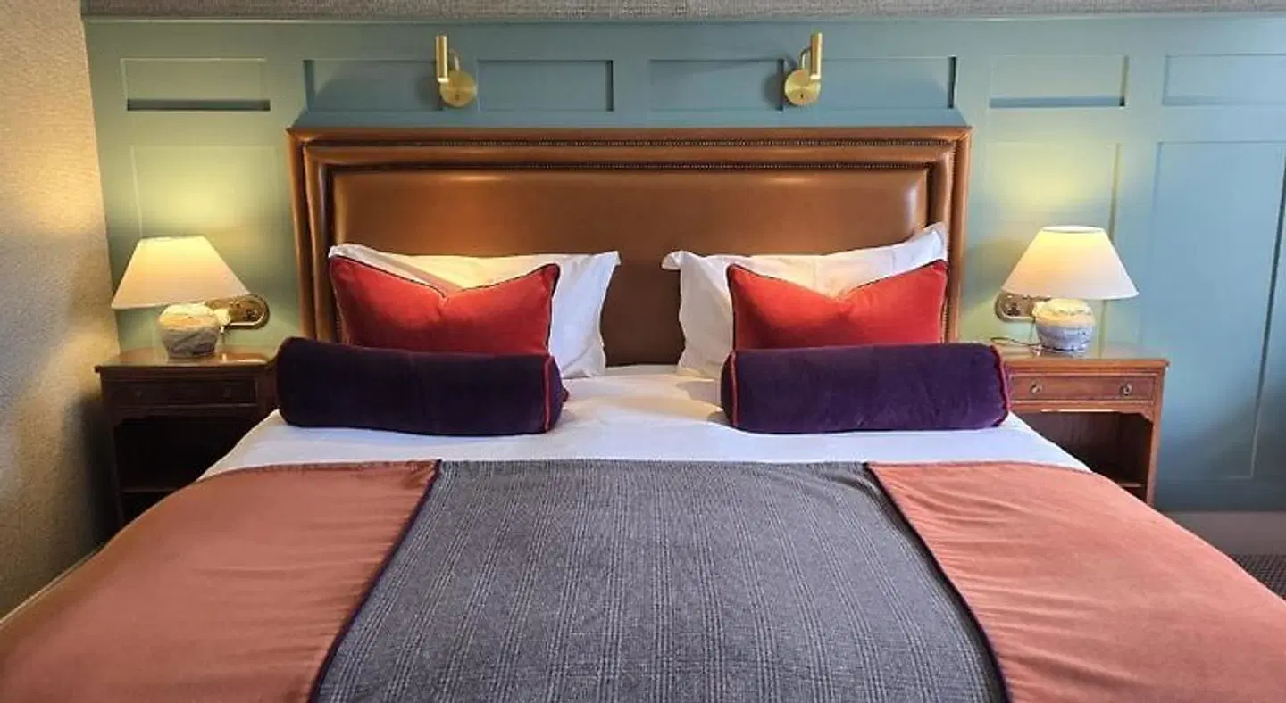 Knipoch ROOM_EXAMPLE