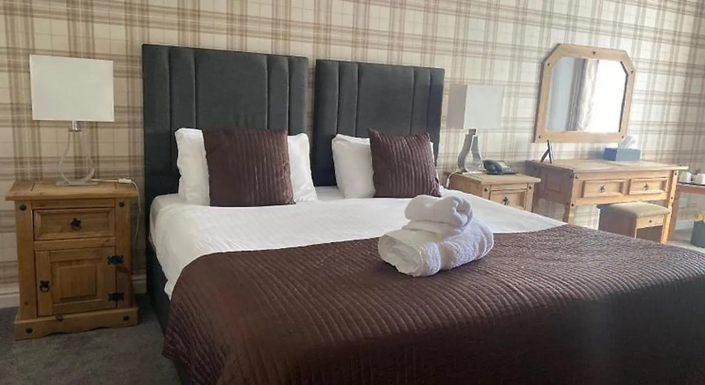 The Oaks Hotel ROOM_EXAMPLE