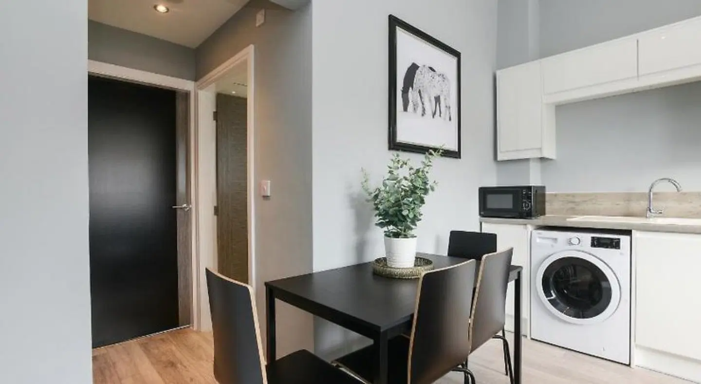Arena Apartments ROOM_EXAMPLE