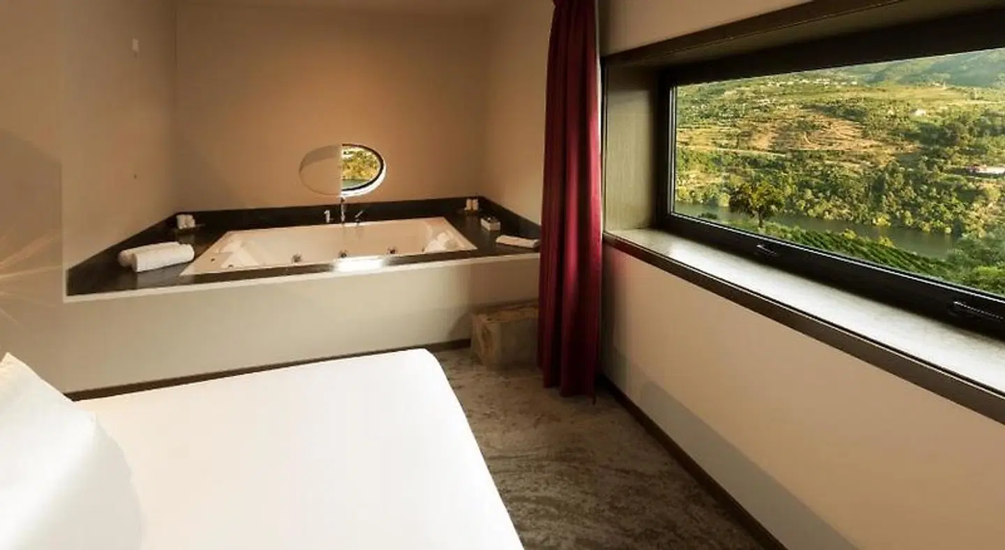 Douro Palace Hotel Resort & SPA Badezimmer