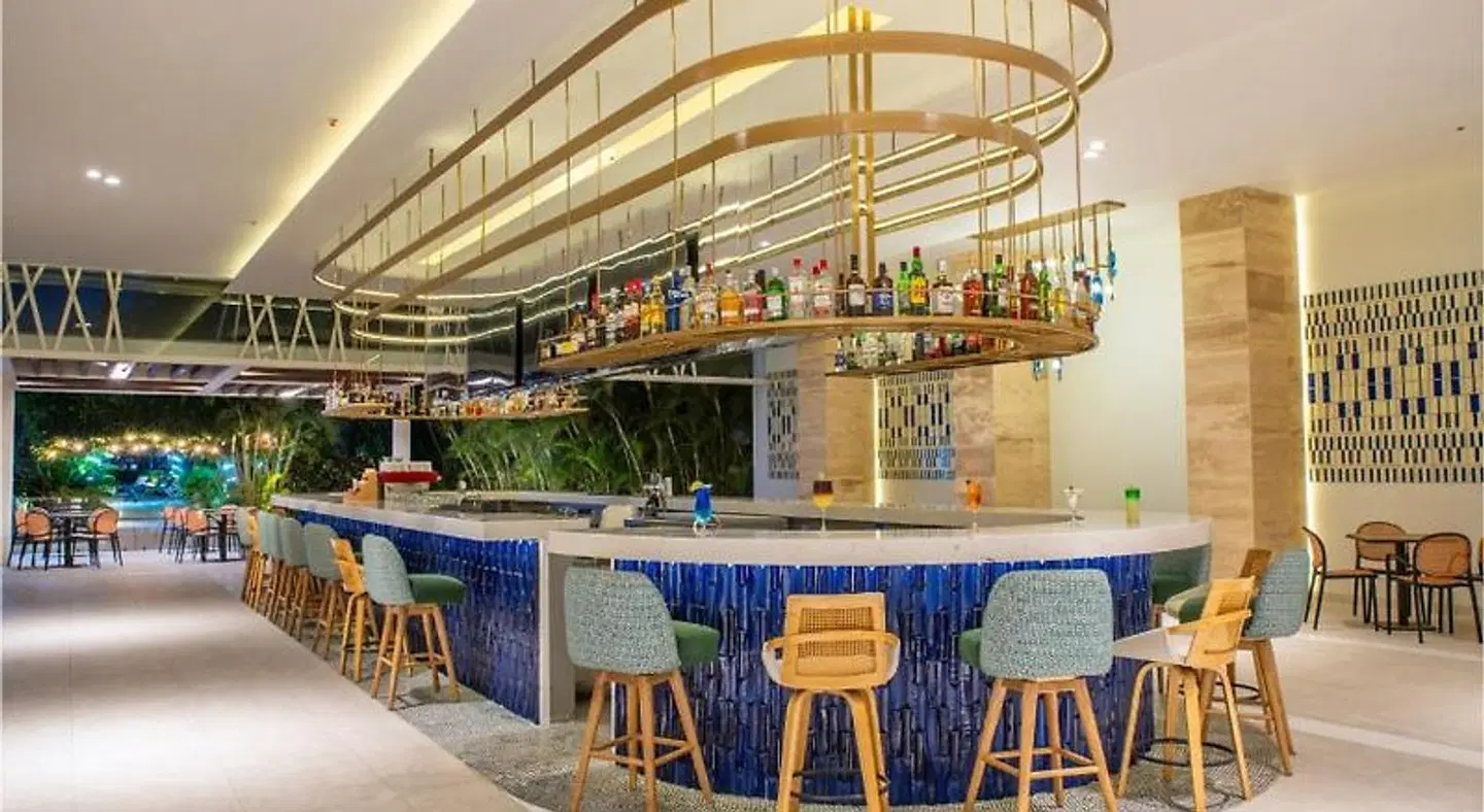 Krystal Grand Puerto Vallarta Bar