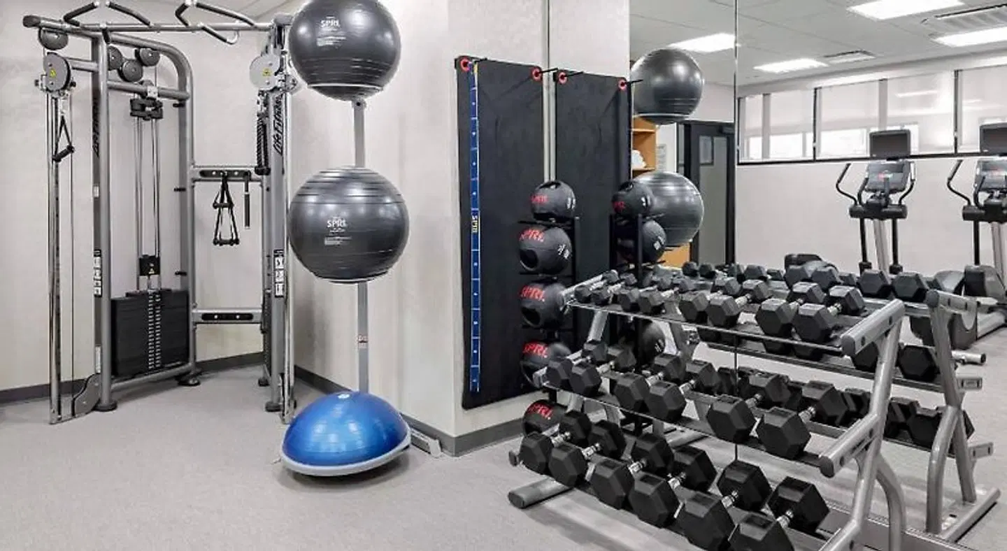 SpringHill Suites by Marriott Kansas City Plaza SPORTS_AND_LEISURE