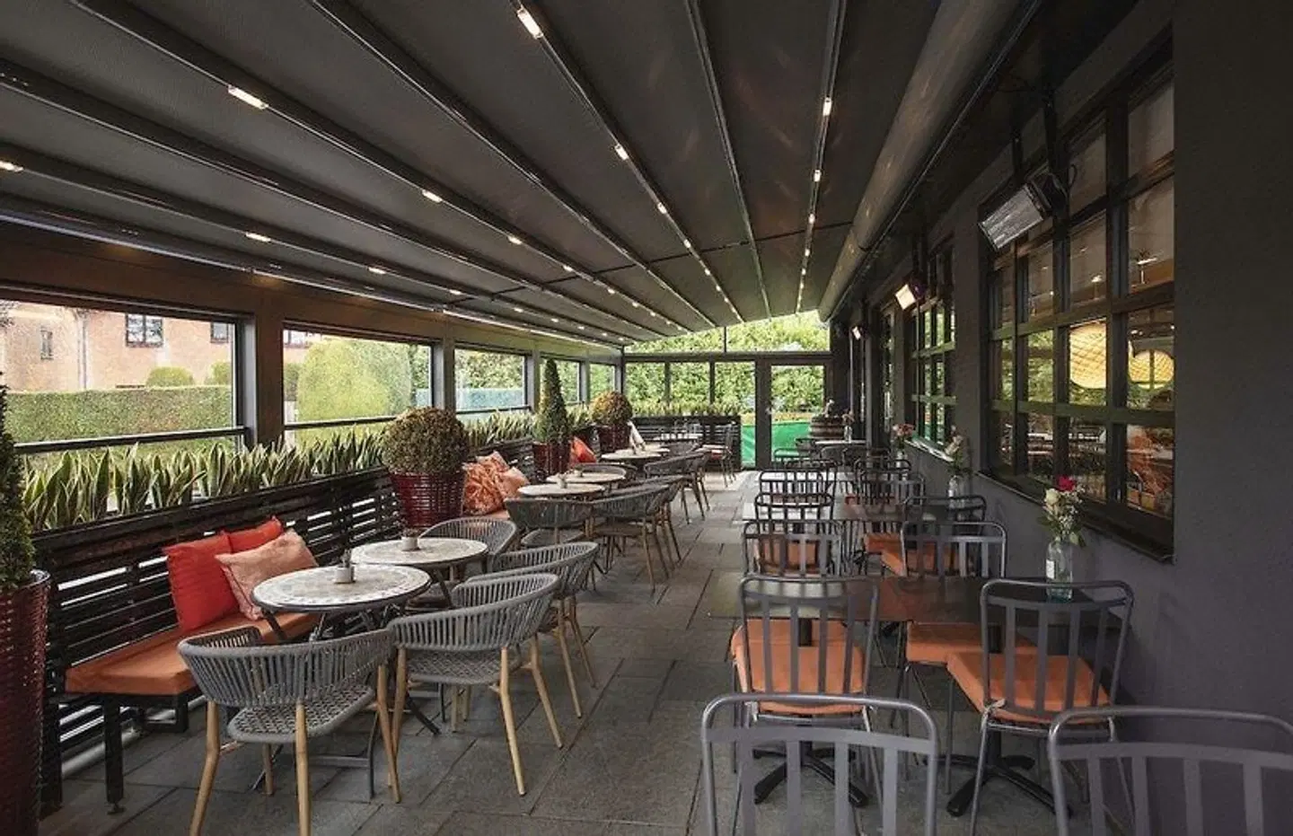 Strathaven Hotel Terrasse