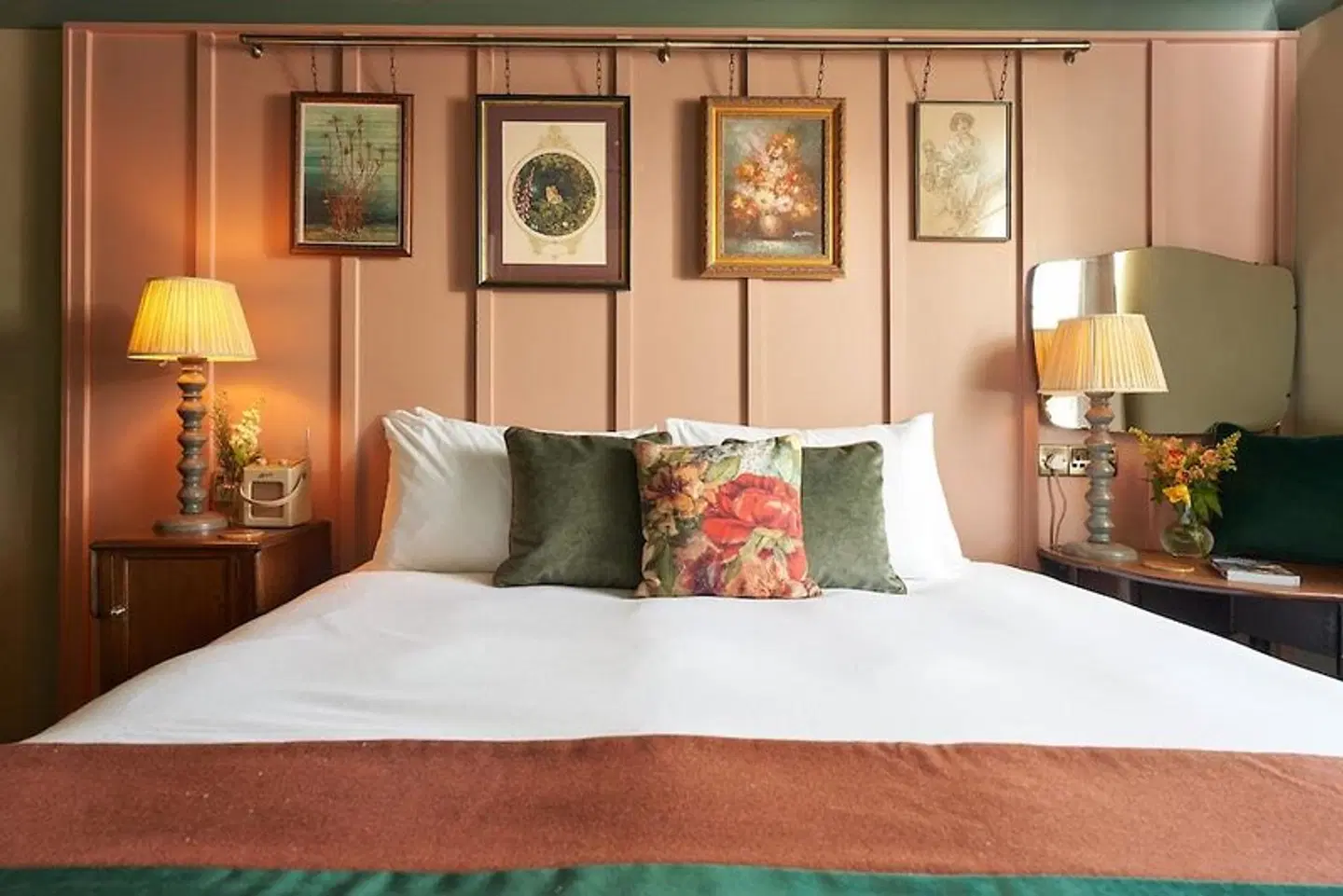 Hope & Anchor ROOM_EXAMPLE
