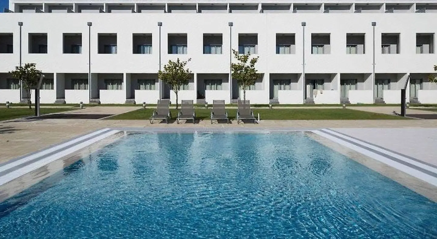 Hotel Minho OUTDOOR_POOL