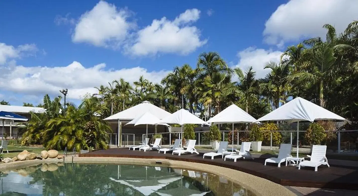 Mercure Townsville OUTDOOR_POOL