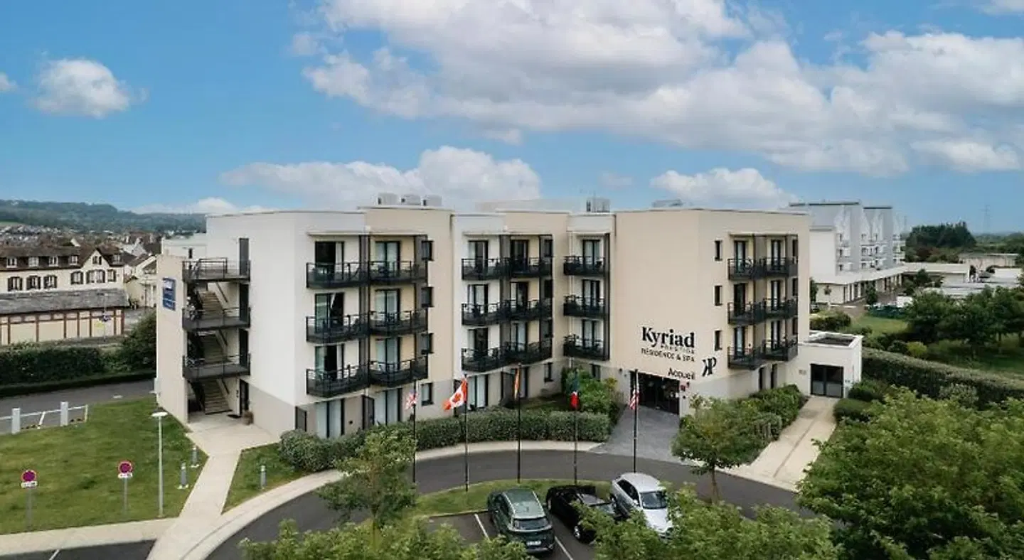 Kyriad Prestige RESIDENCE CABOURG Dives-sur-Mer EXTERIOR