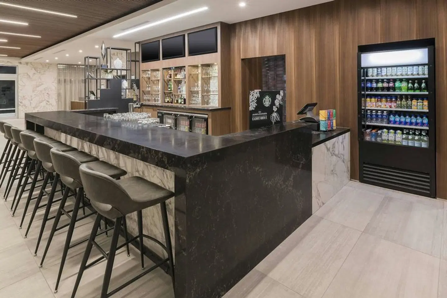 Courtyard by Marriott Burlington Bar