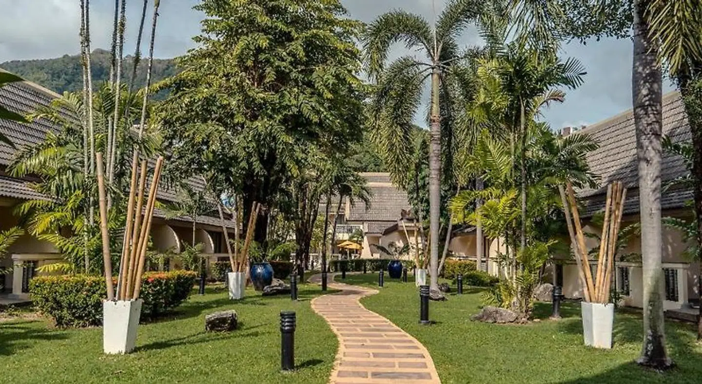 Centara Kata Resort Phuket Garten