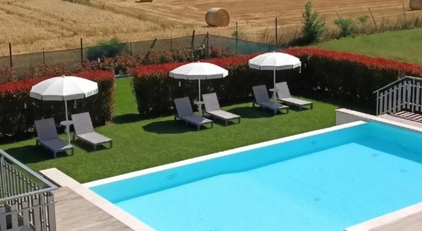 La Compagnia Del Viaggiatore OUTDOOR_POOL
