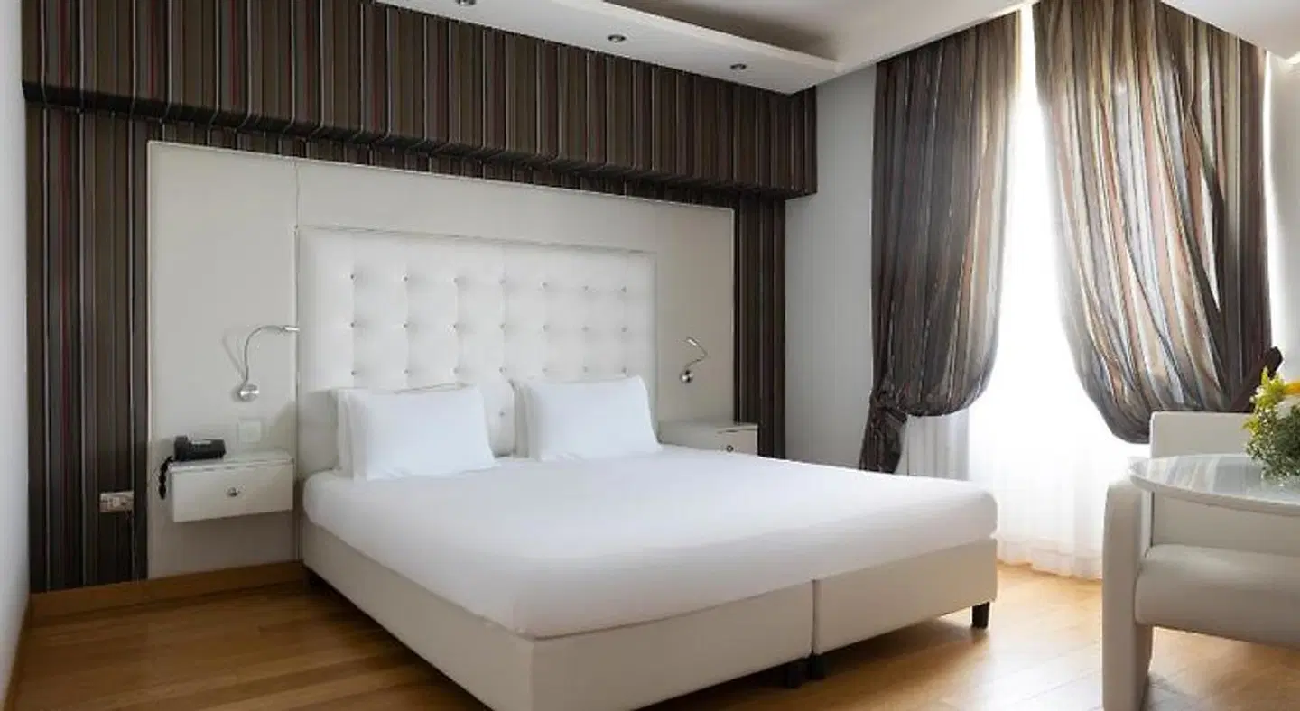Royal Caserta ROOM_EXAMPLE