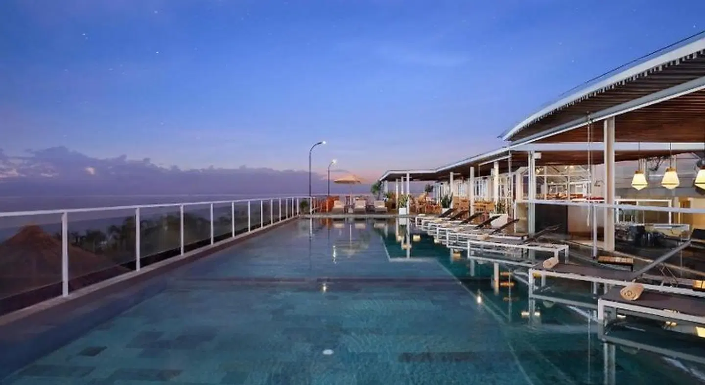 Aston Canggu Beach Resort OUTDOOR_POOL