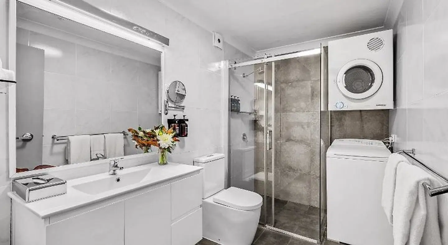 Best Western Plus Apollo International Badezimmer