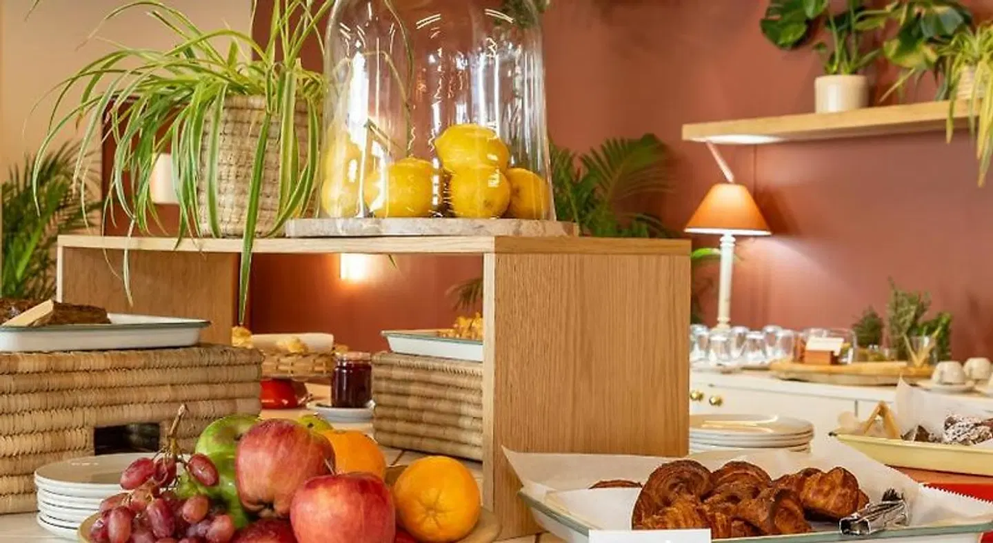 One Thibault Residence Restaurant