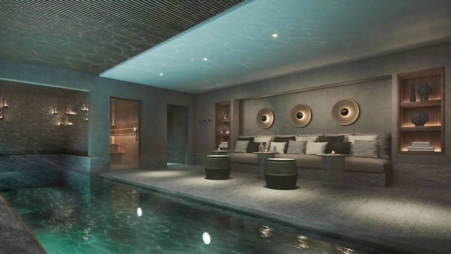 Le Bellune Paris Hotel Hallenbad