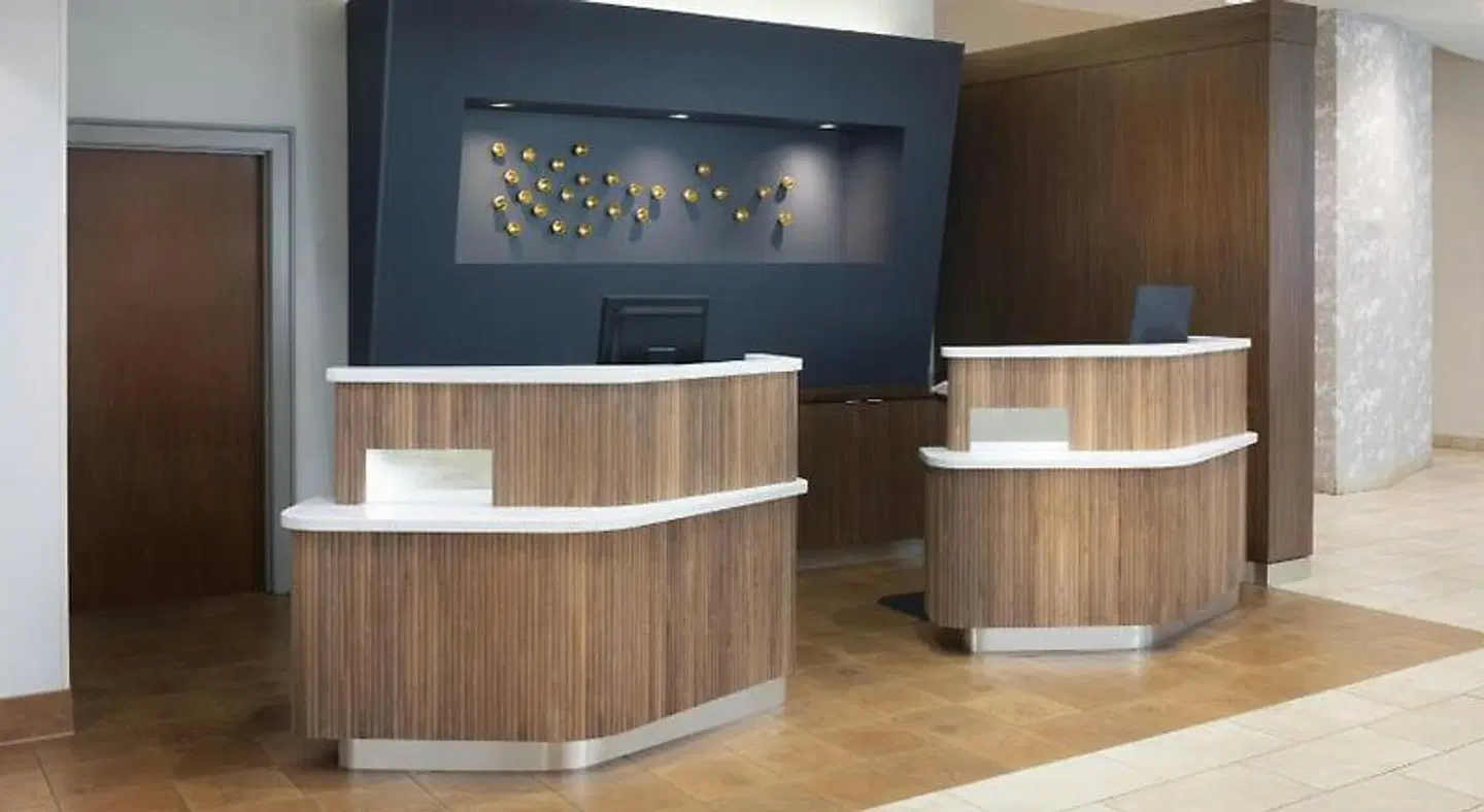 Courtyard by Marriott Little Rock Downtown Bar