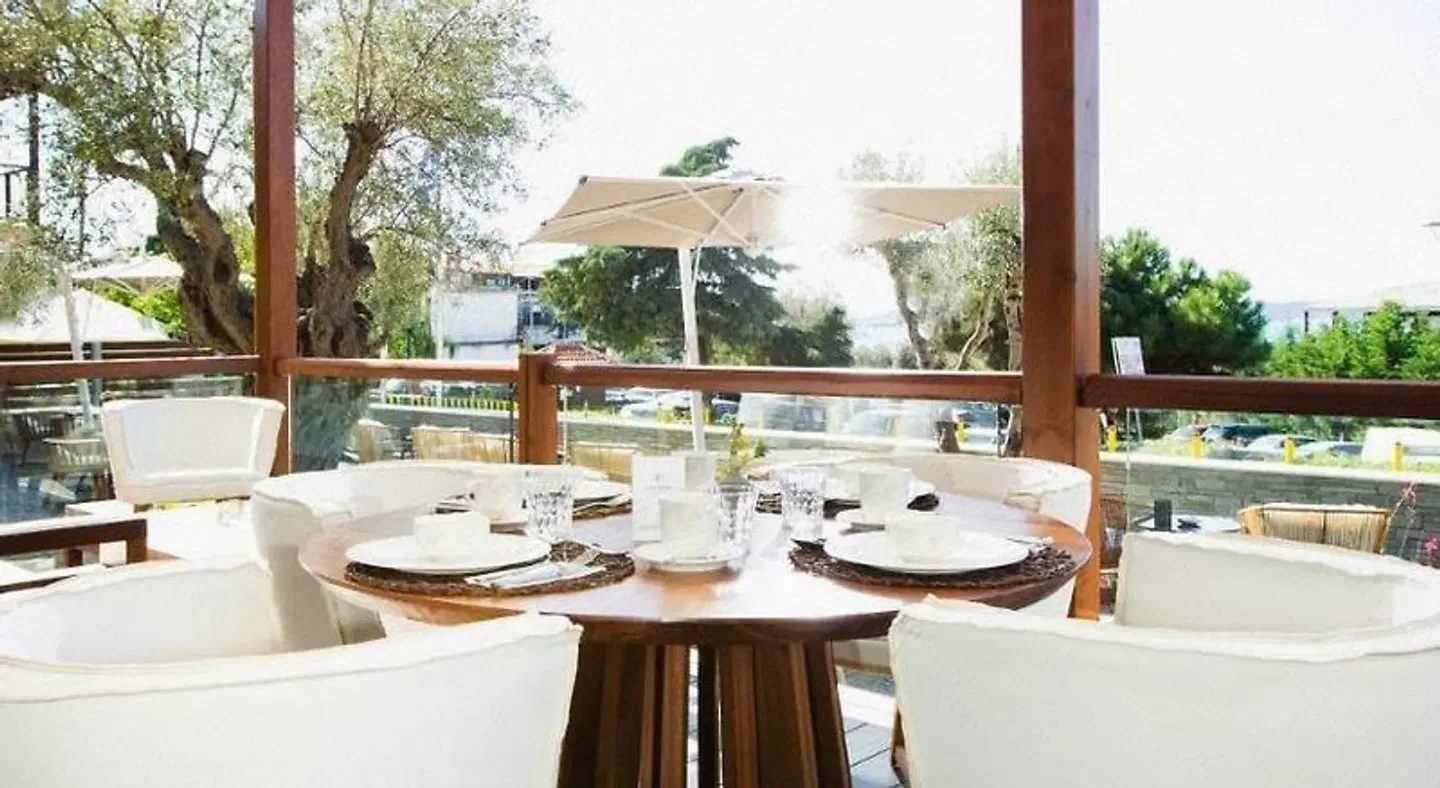 Ayia Marina Suites Terrasse