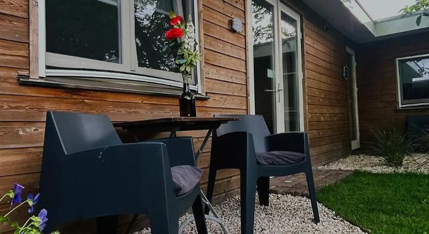 Bed and Breakfast: 'Bij ons Achter' Terrasse