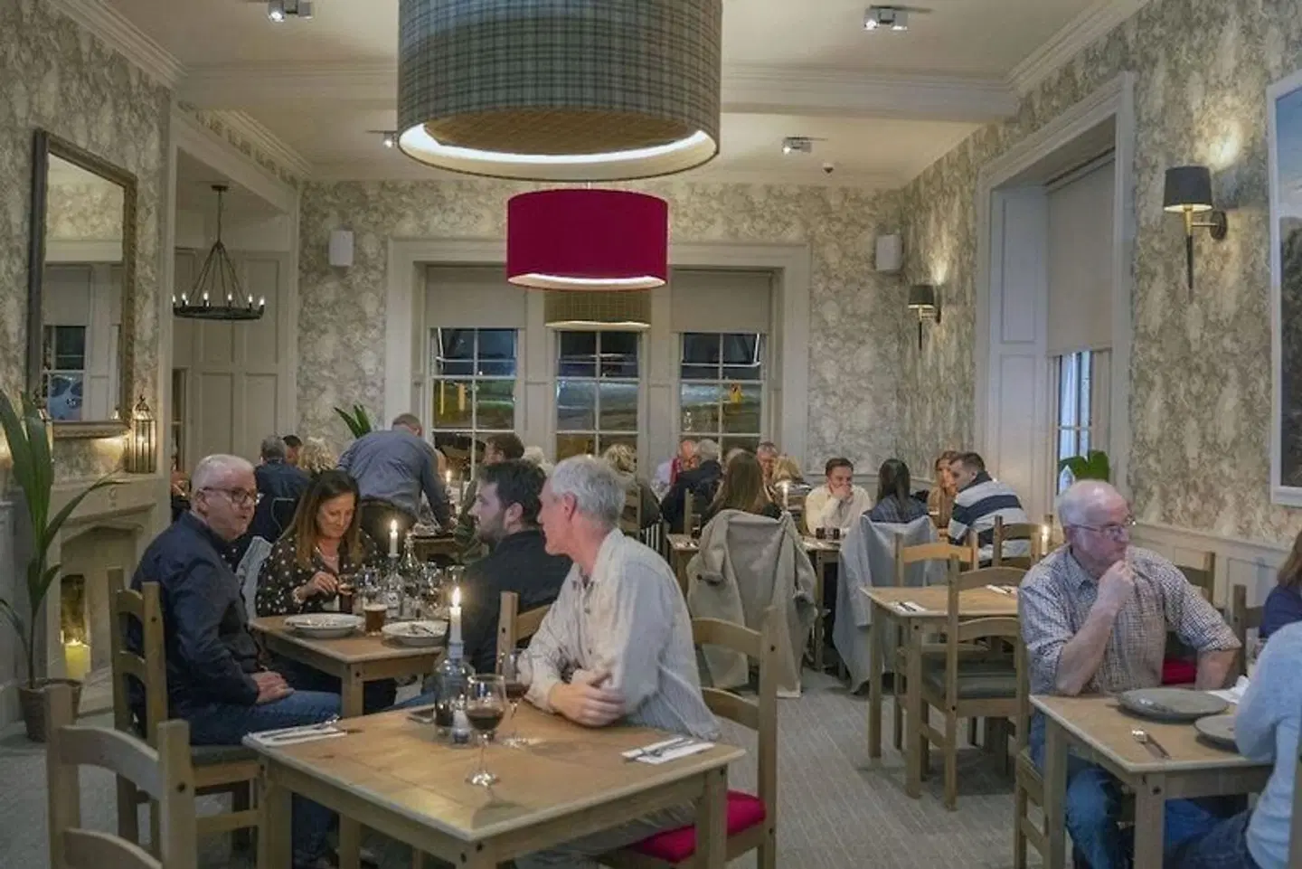 Woodside Hotel Restaurant