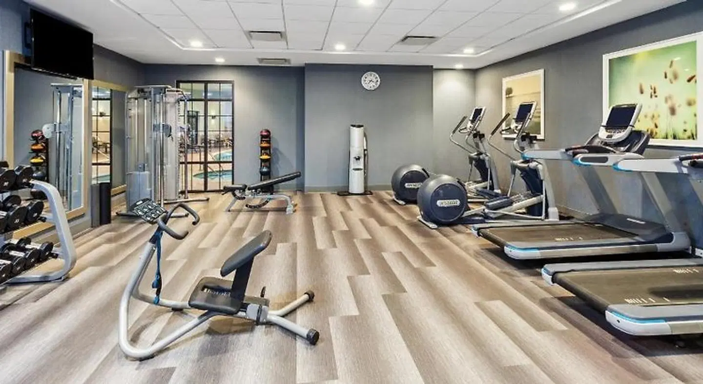 Staybridge Suites Wolf Rd-Colonie Center by IHG SPORTS_AND_LEISURE