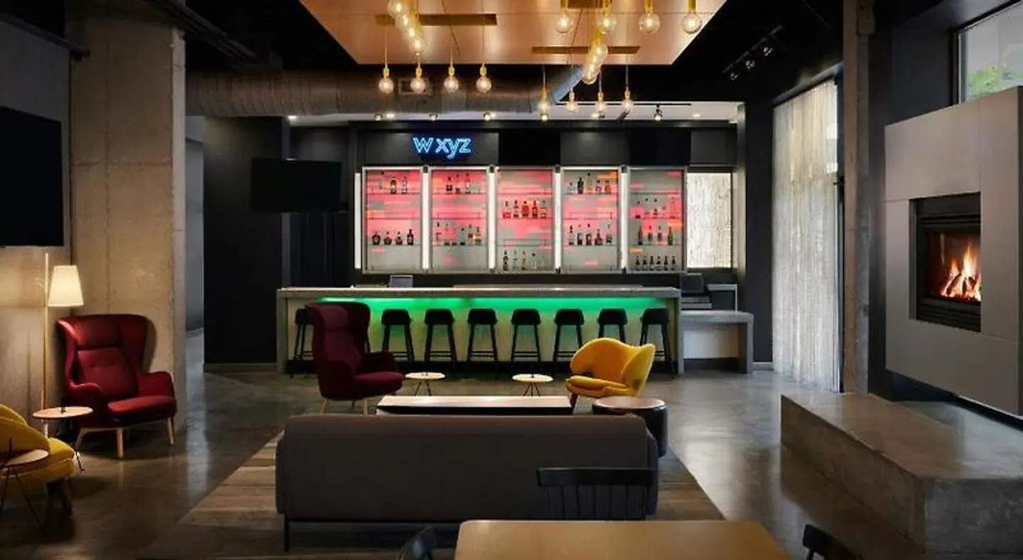 Aloft by Marriott Atlanta Downtown Bar