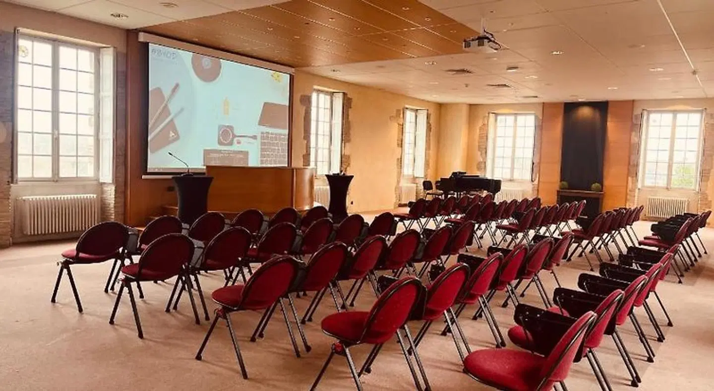 Hôtellerie Saint Yves Konferenz