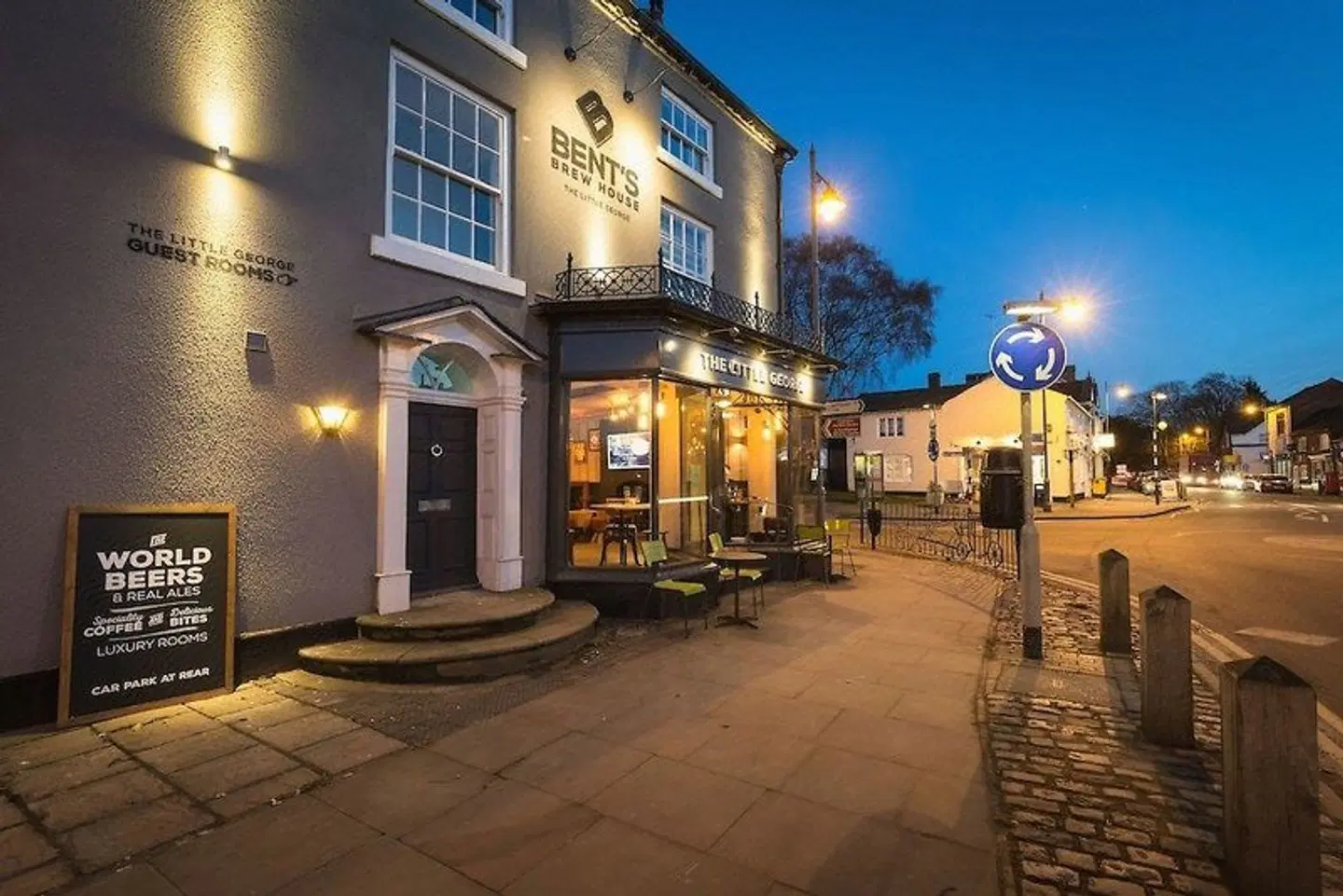 The Little George EXTERIOR