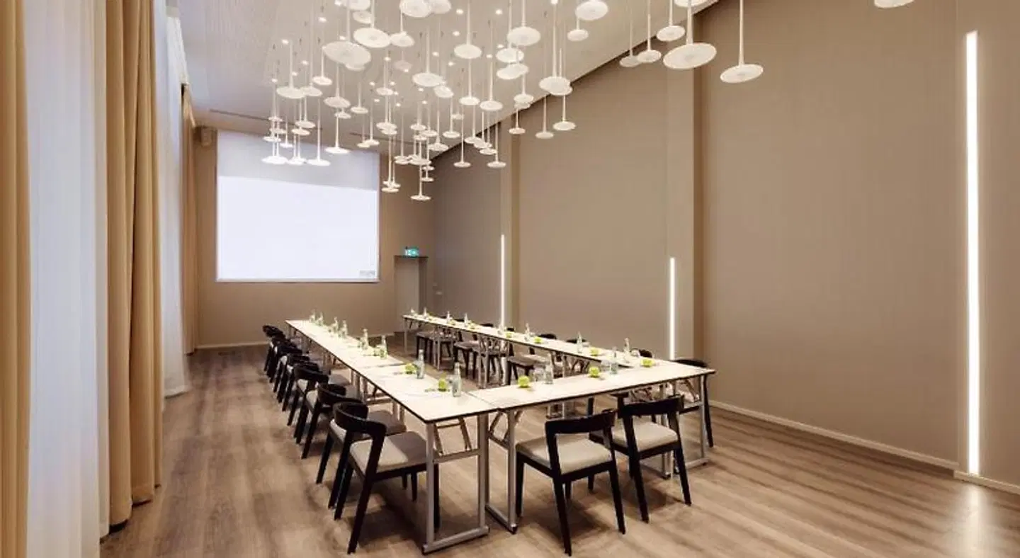 Holiday Inn Dresden - Am Zwinger by IHG Konferenz