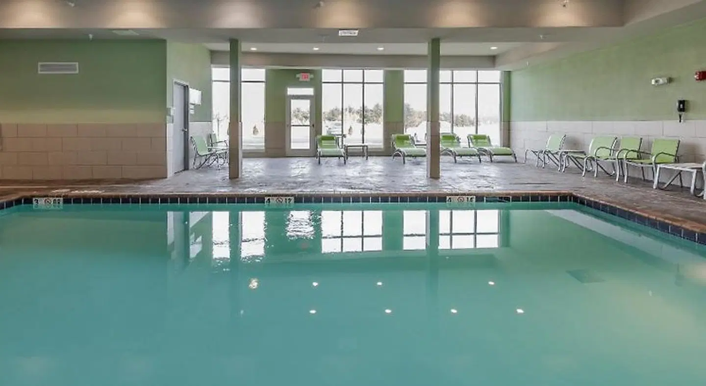 Holiday Inn Mishawaka - Conference Center by IHG Hallenbad