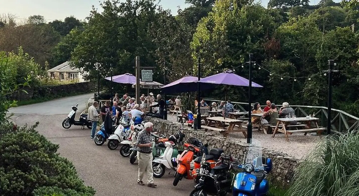 The Watermans Arms SPORTS_AND_LEISURE