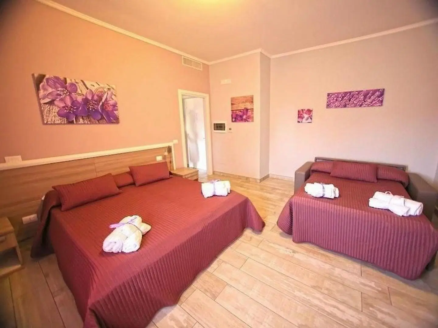 Suite Room Fiumicino ROOM_EXAMPLE