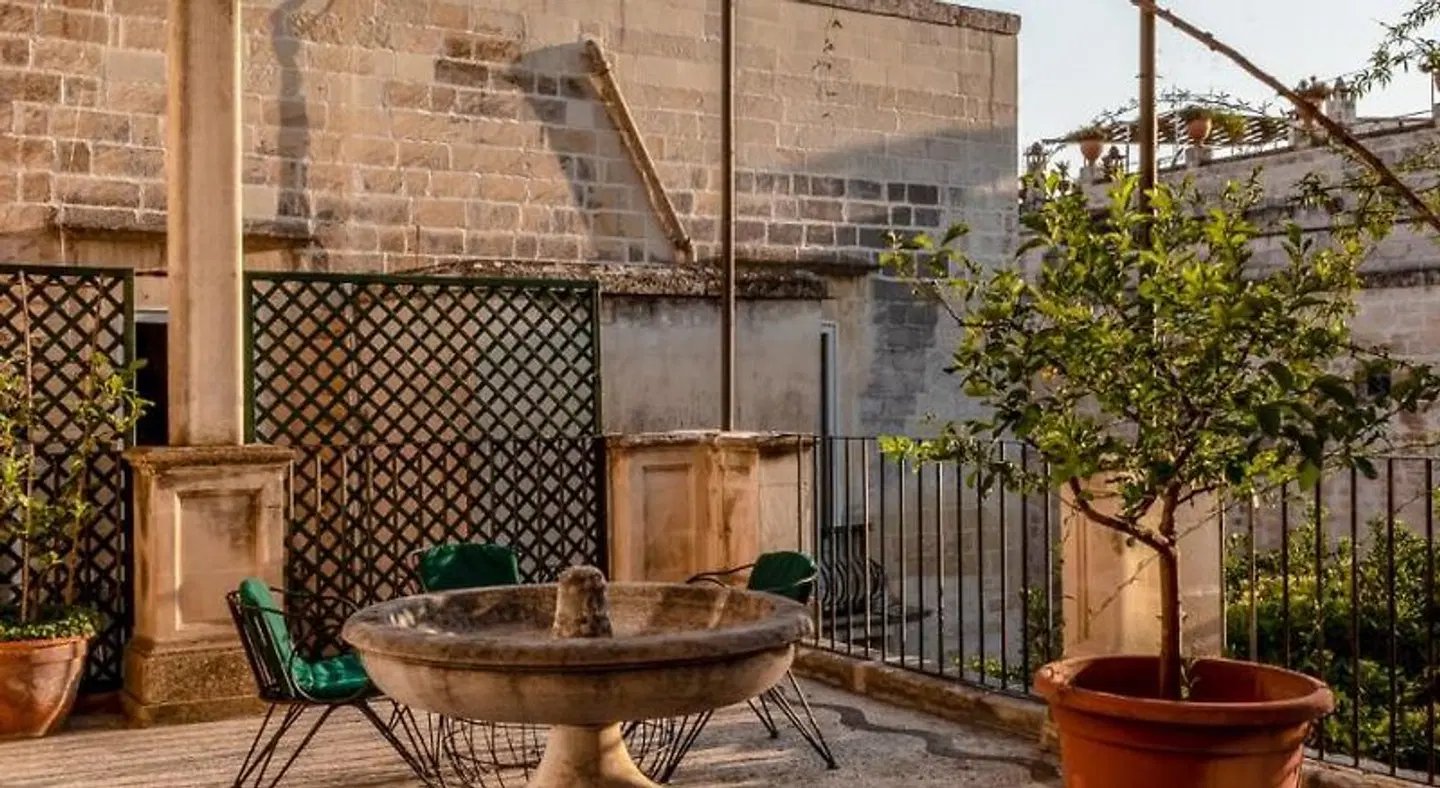 Palazzo Bozzi Corso by La Fiermontina Terrasse