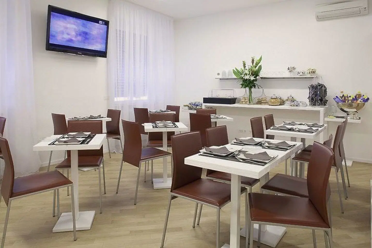 La Reunion Restaurant