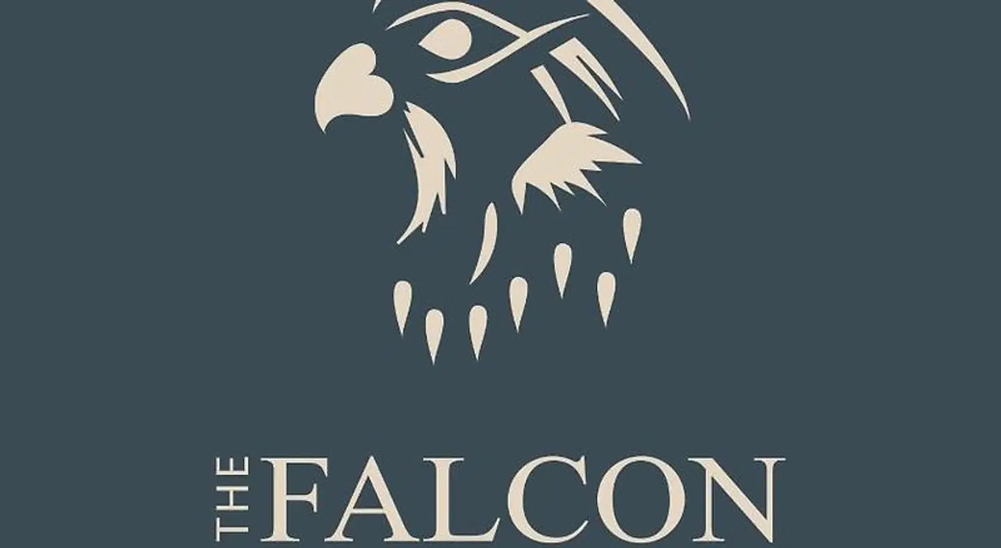 The Falcon Inn EXTERIOR