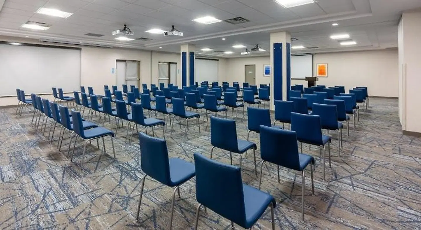 Holiday Inn Express & Suites Vaughan-Southwest by IHG Konferenz