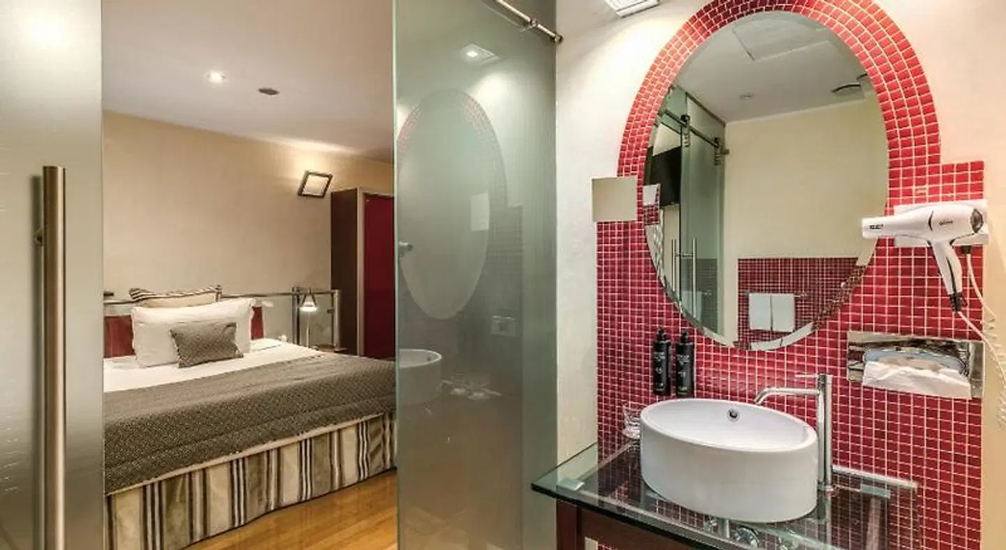 La Griffe Roma MGallery Collection Badezimmer