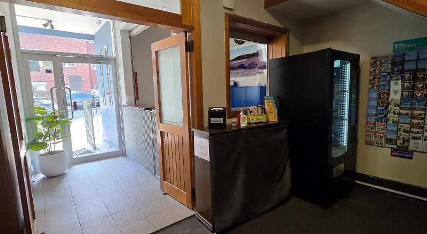 Coogee Beach House - Hostel LOUNGE_LOBBY