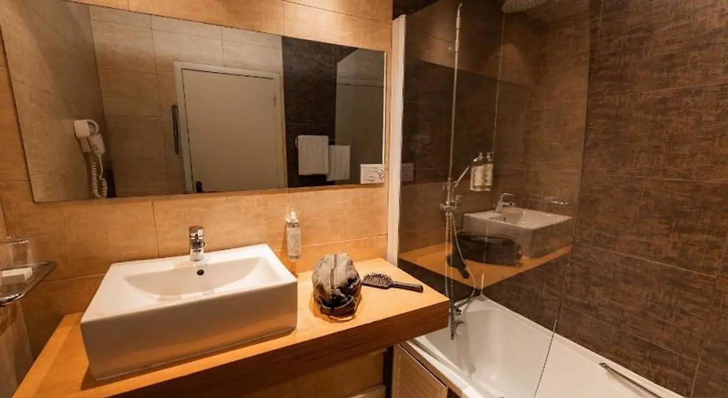 Château Les Dryades Golf & Spa Badezimmer