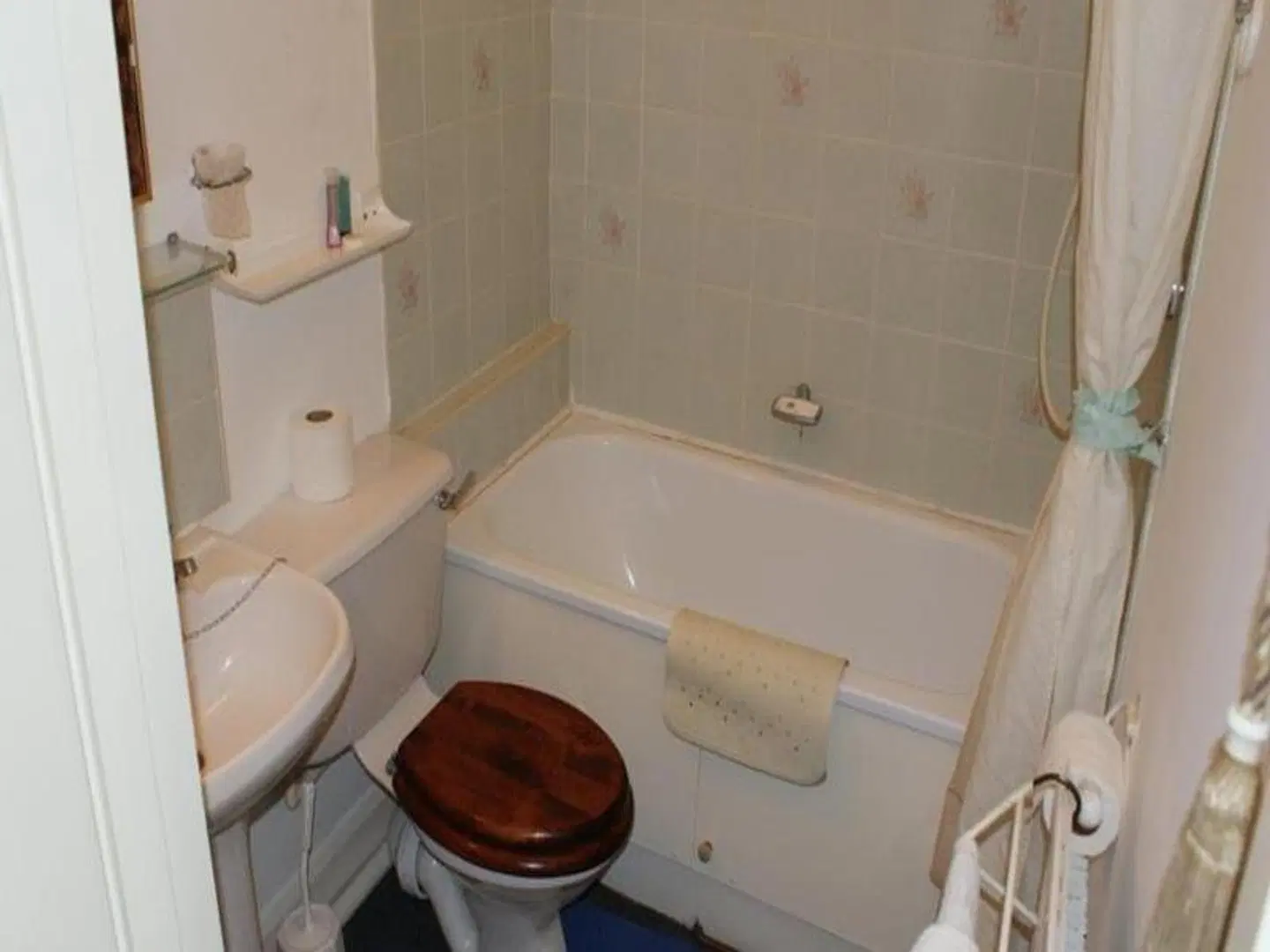 Kirkdale ROOM_EXAMPLE