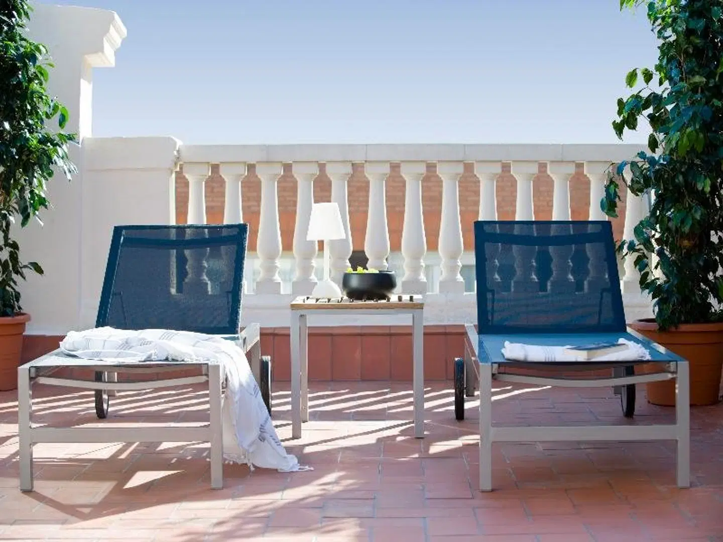 Eric Vökel Sagrada Familia Suites Garten