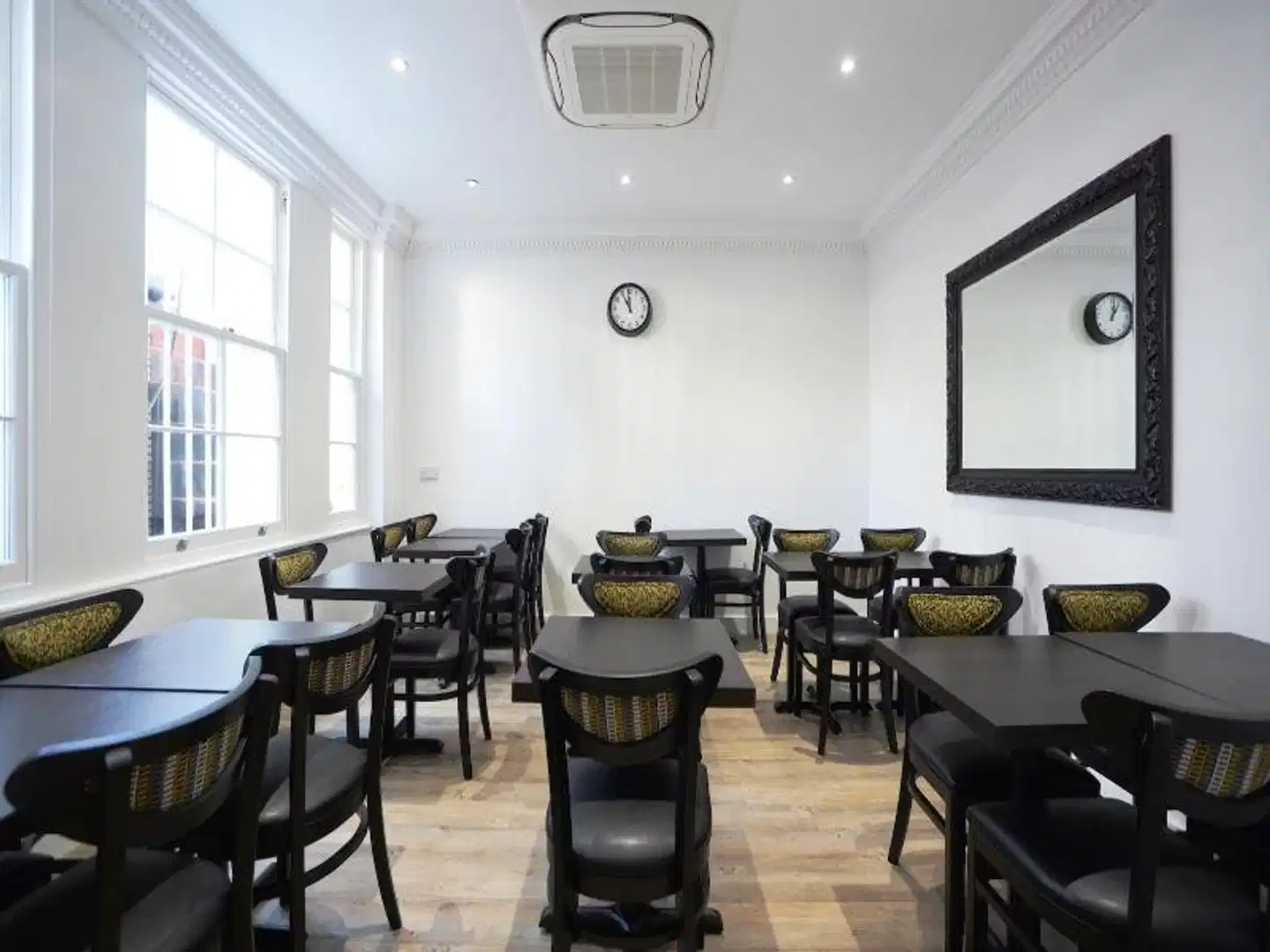 The 29 London Restaurant